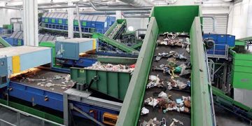 Recycling Revolution: Application of Innovative Technologies in Waste Management