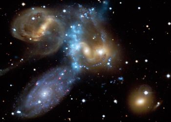 Hubble’s Insight into a Supernova: A Detailed Exploration