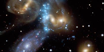 Hubble’s Insight into a Supernova: A Detailed Exploration