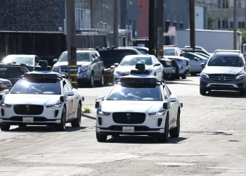 Waymo’s Triumph in Robotaxi Commercialization: A New Dawn for Autonomous Driving
