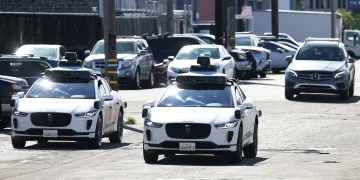 Waymo’s Triumph in Robotaxi Commercialization: A New Dawn for Autonomous Driving