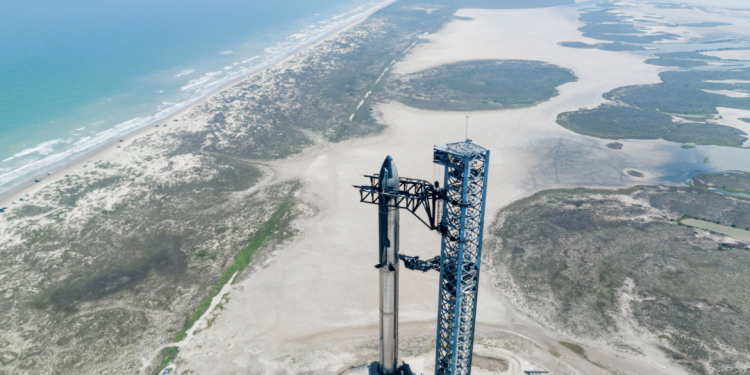 The Stellar Ascent: SpaceX’s Sixth Starship Flight and Trump’s Attendance