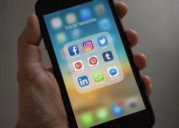 The Digital Detox: How to Find Balance in a Hyper-Connected World