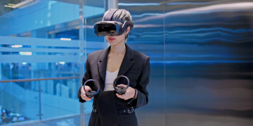 How Close Are We to Achieving Fully Immersive Virtual Reality?