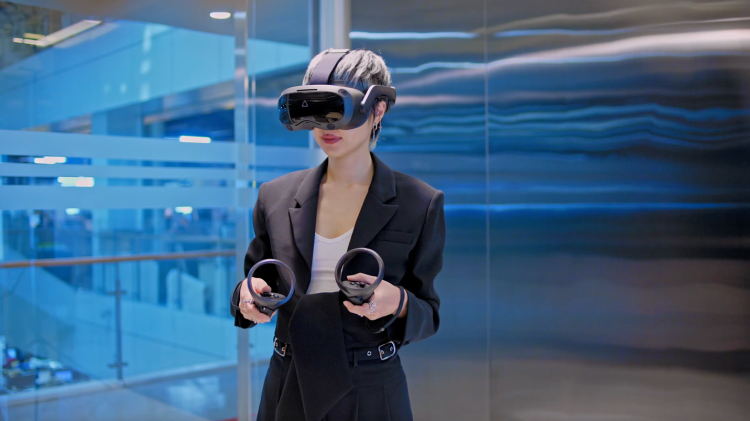 How Close Are We to Achieving Fully Immersive Virtual Reality?