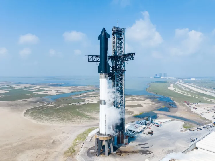 Can SpaceX Achieve the Goal of Mars Colonization by 2030?