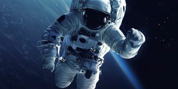 The Expanding Universe: How We Discovered the Cosmos Has No Edge