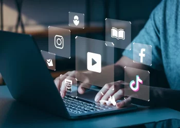 The Digital Lifestyle Revolution: How Technology Is Reshaping Everyday Human Experience