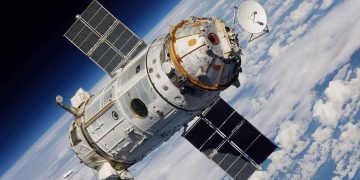 The New Age of Space Exploration: From Government Missions to a Multi-Planetary Future