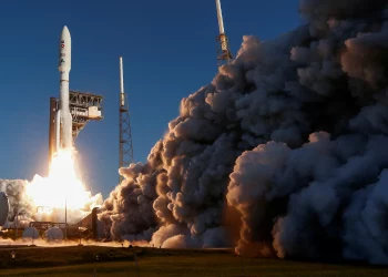The New Age of Space Exploration: From Government Missions to a Multi-Planetary Future